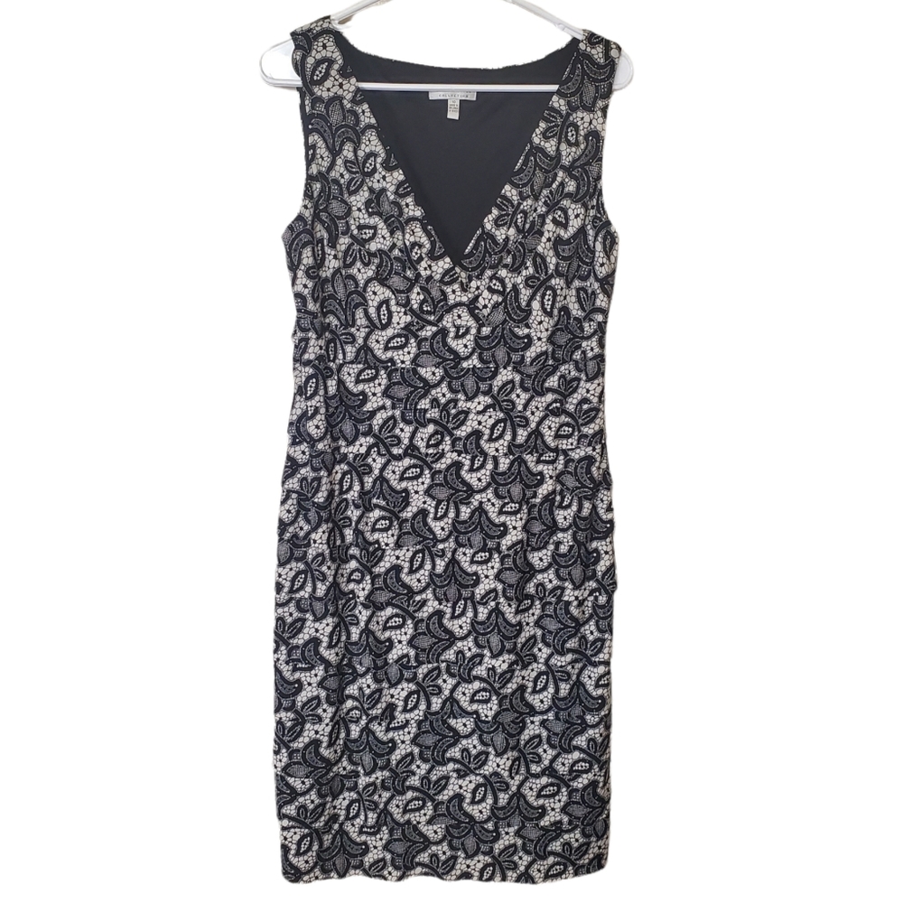 Women's size 10 black & white London Style Collection v-neck dress